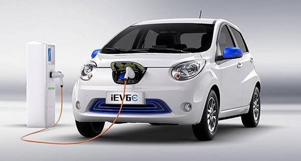 不懼補貼新政，綜合續航超300公里的微型電動車強勢來襲
